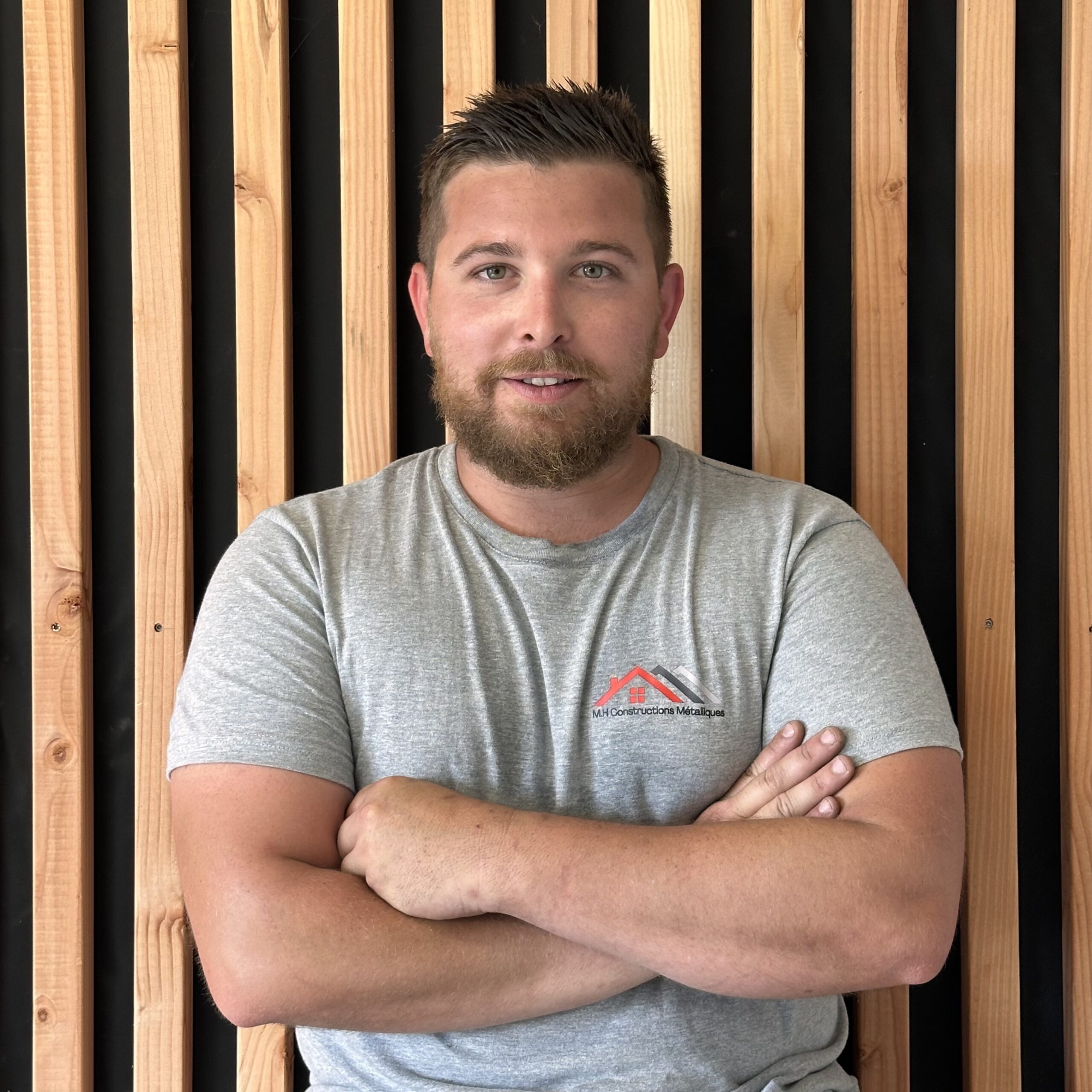 Dimitri, chef d'équipe de MH Constructions Métalliques